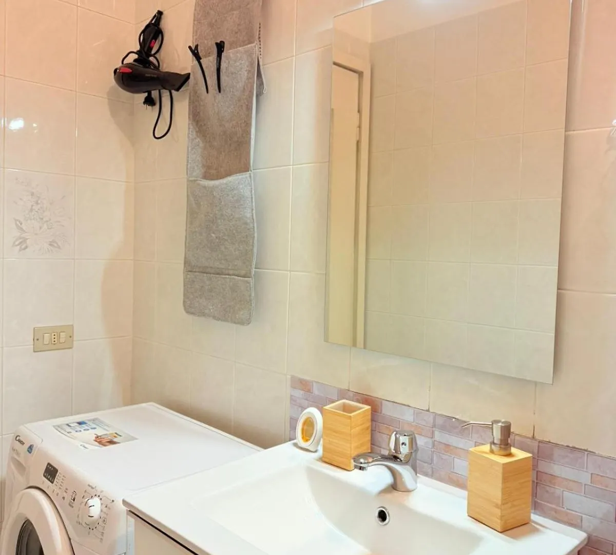 Casa Vacanza Rovani Sesto San Giovanni 0*,